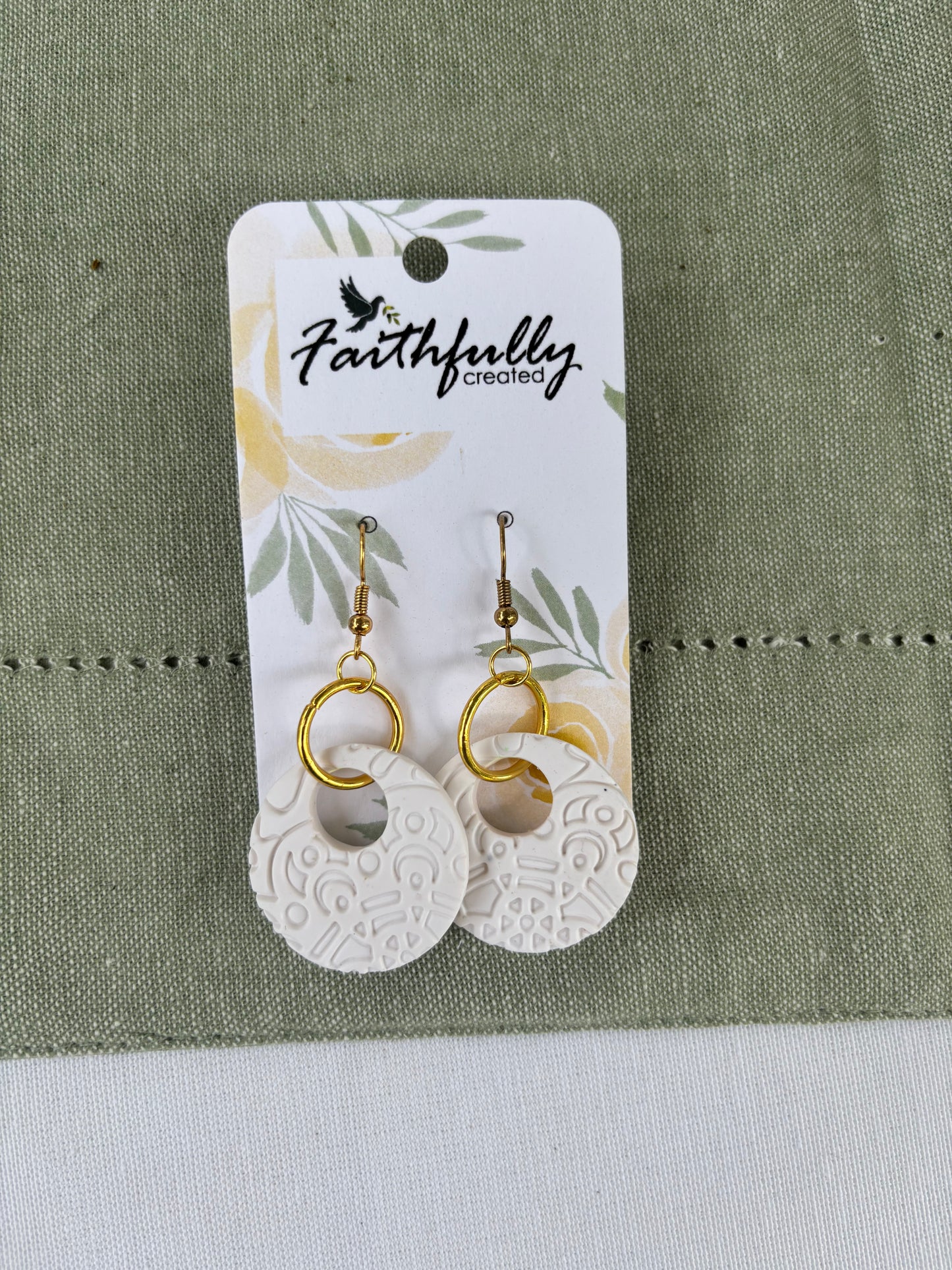 EARRINGS:BONE COLORED CIRCLE DANGLES