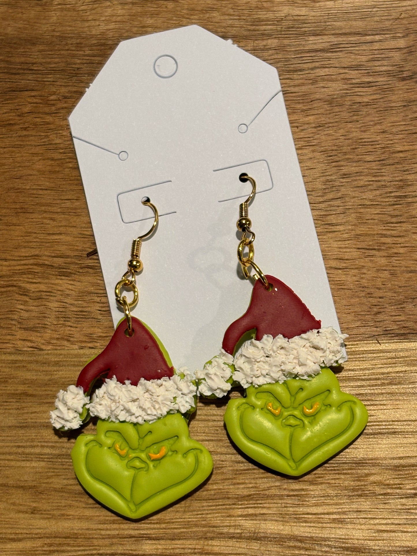THE GRINCH DANGLES