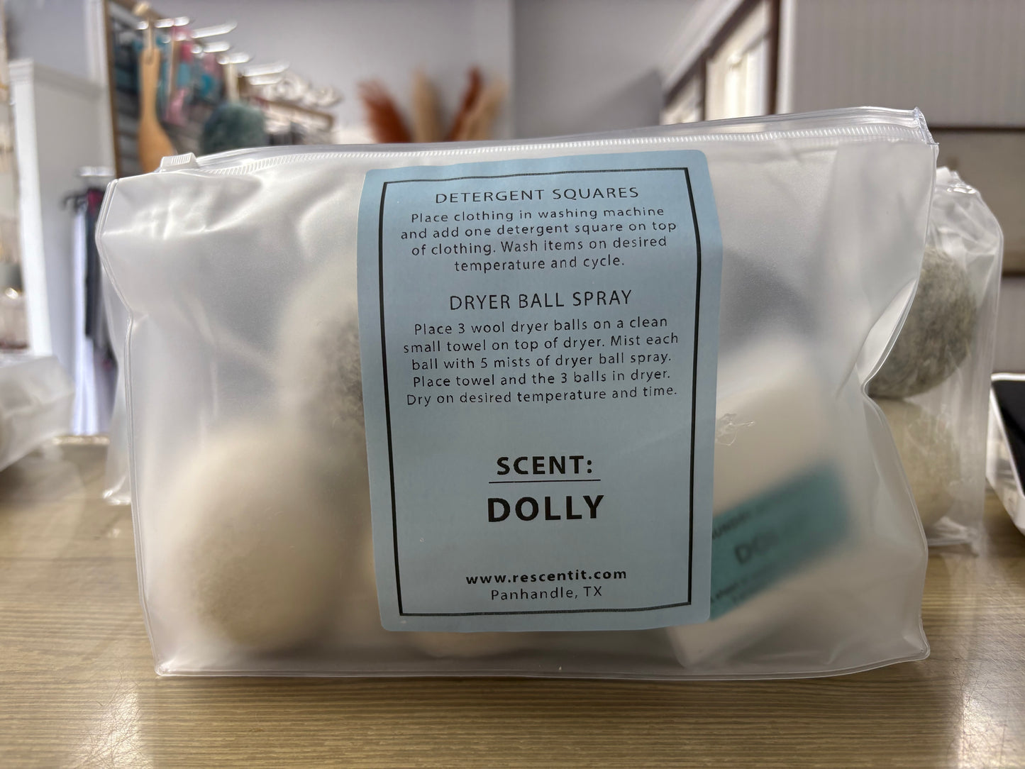 LAUNDRY ESSENTIALS: DOLLY