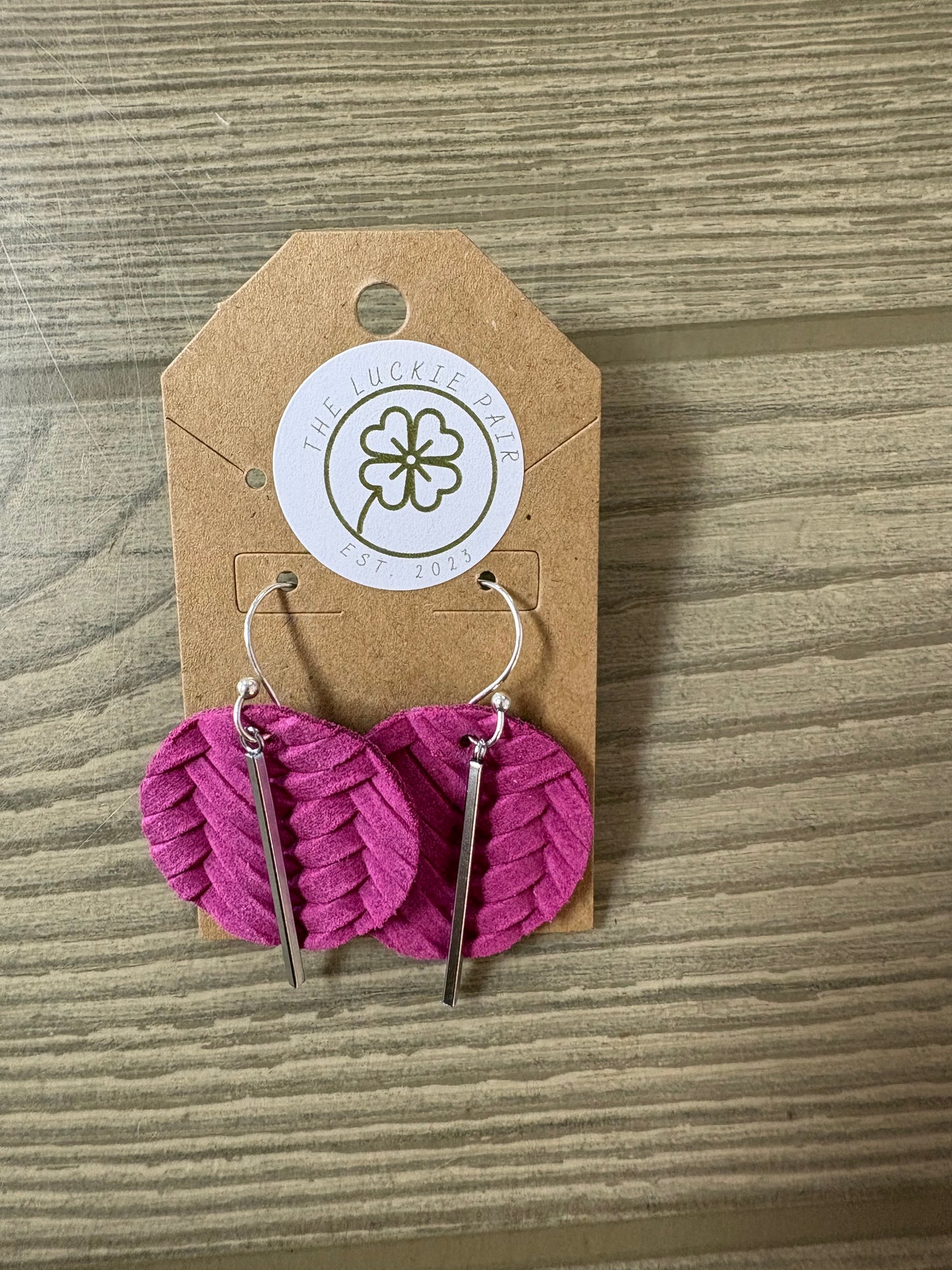 EARRINGS:LEATHER PINK & SILVER CIRCLES