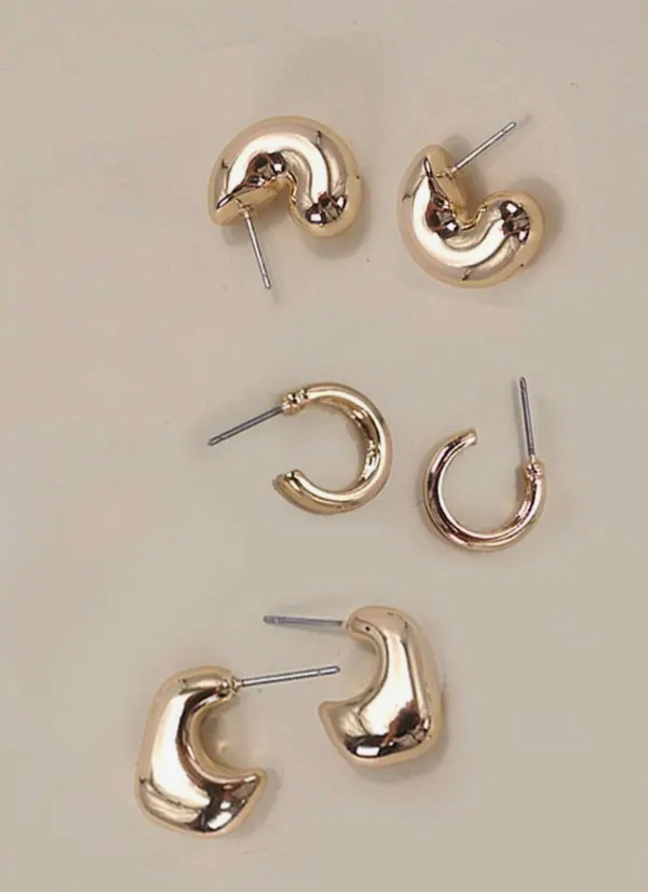 BUBBLE HOOP HUGGIE TRIO EARRINGS-GOLD