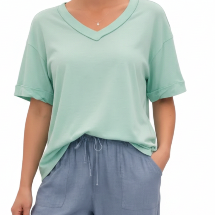MINTY FRESH V NECK TEE