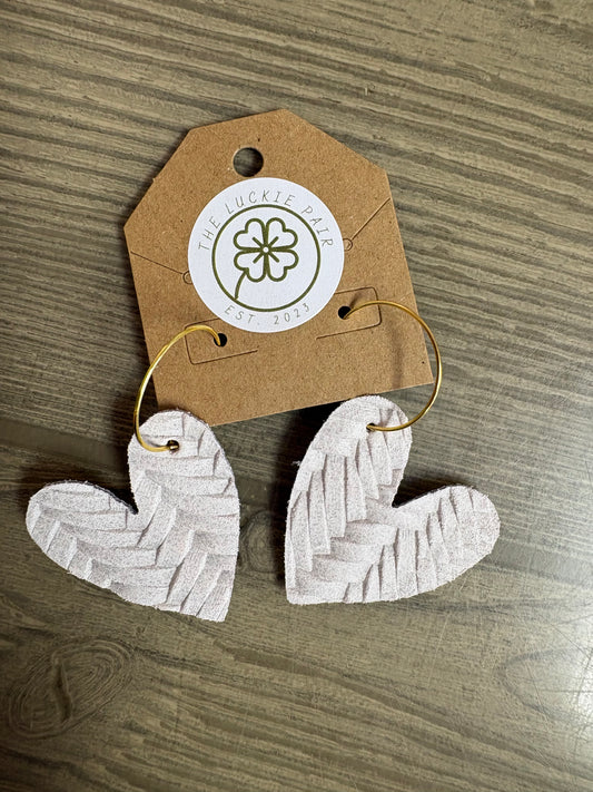 EARRINGS: LEATHER WHITE HEARTS
