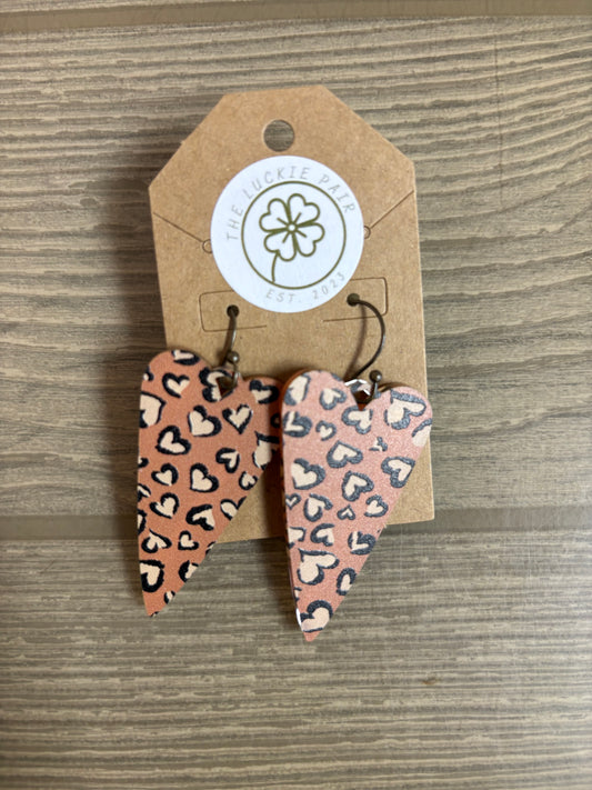 EARRINGS: ACRYLIC HEARTS