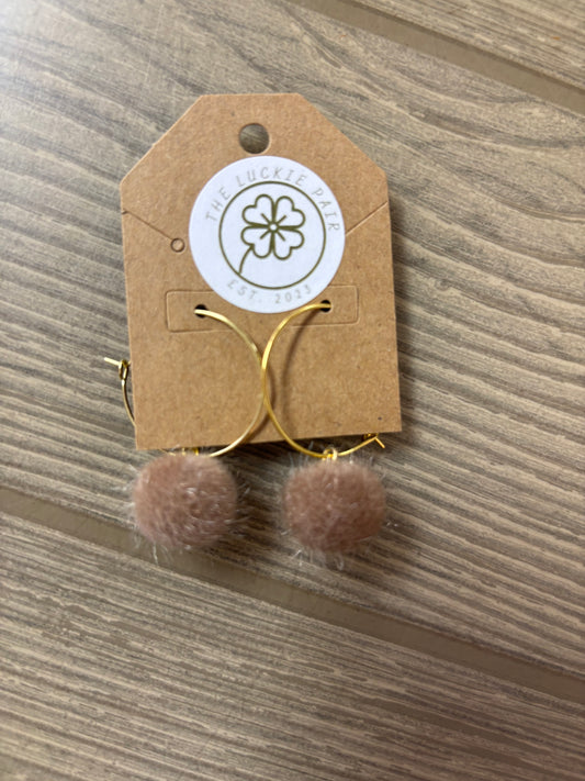 EARRINGS: POMPOMS DRIFTWOOD