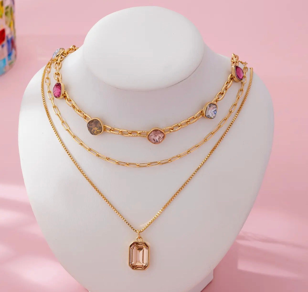 MULTI LAYER OVAL STONE NECKLACE-GOLD
