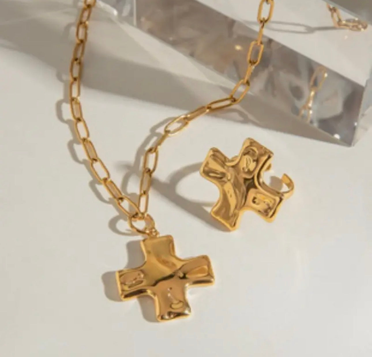 18K STAINLESS STEEL TARNISH FREE CROSS NECKLACE-GOLD