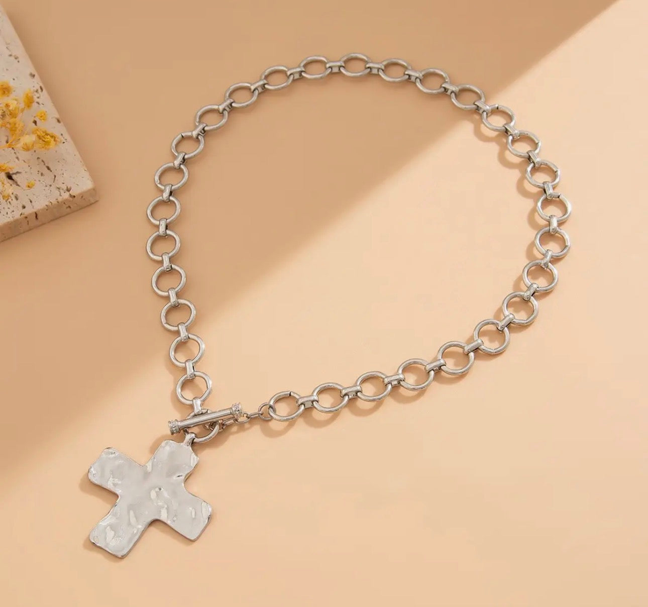 NOTABLE HAMMERED CROSS FRONT TOGGLE NECKLACE